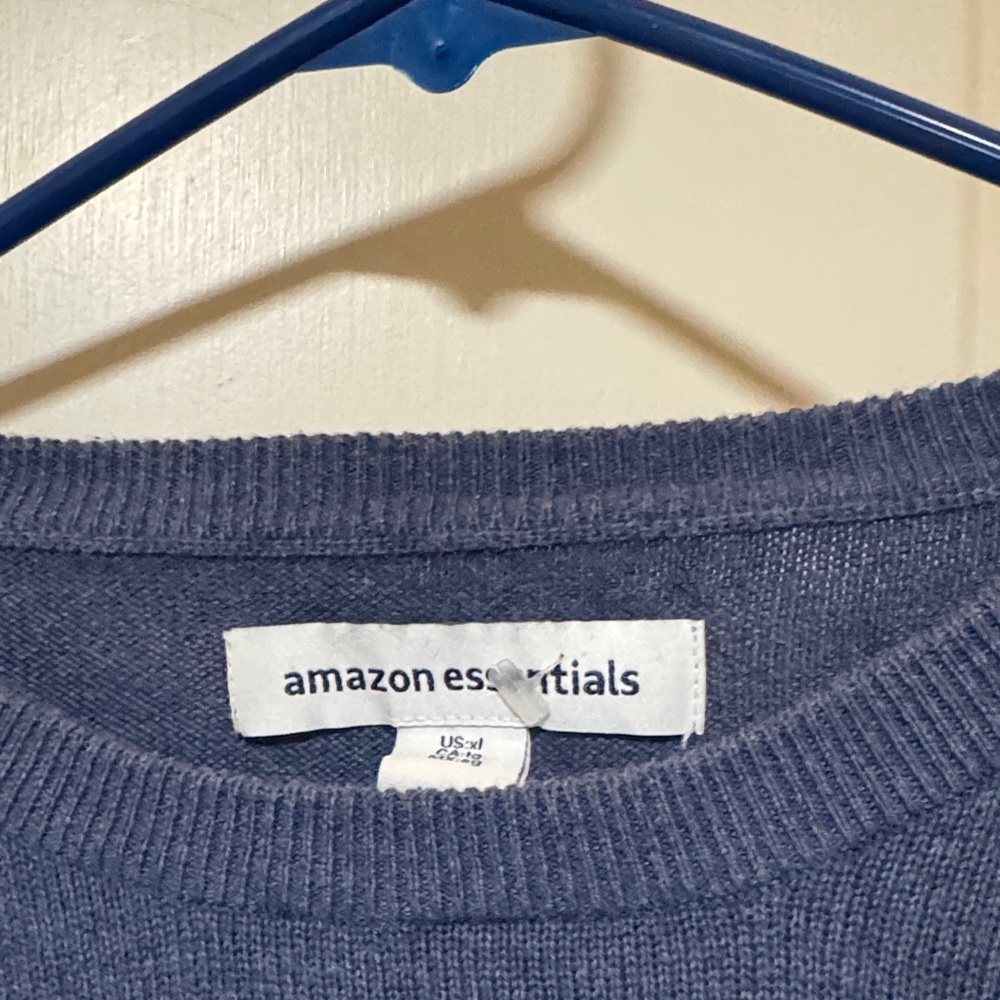 Amazon Essentials Navy Pullover - Picture 3 of 3